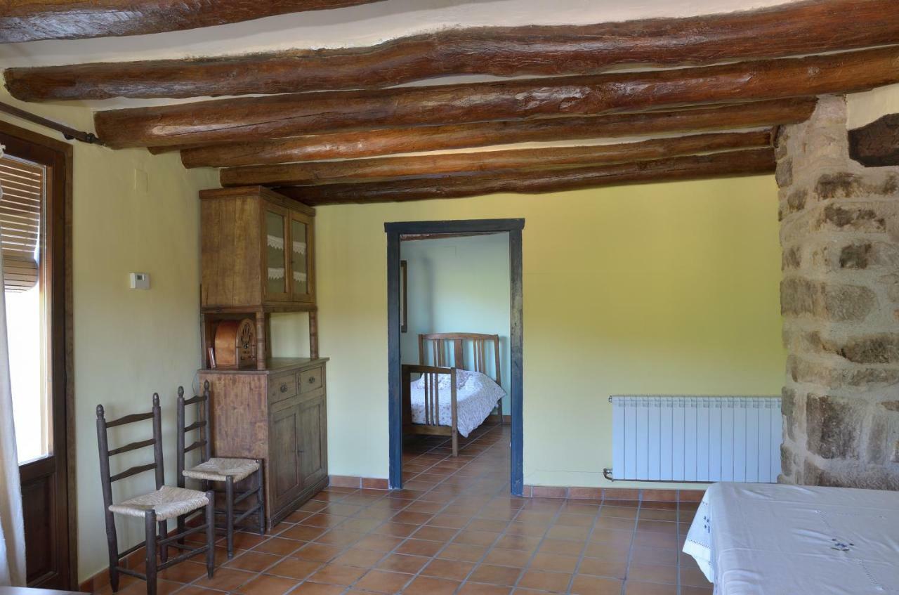 Apartamento Vivienda Sampietro Radiquero Luaran gambar